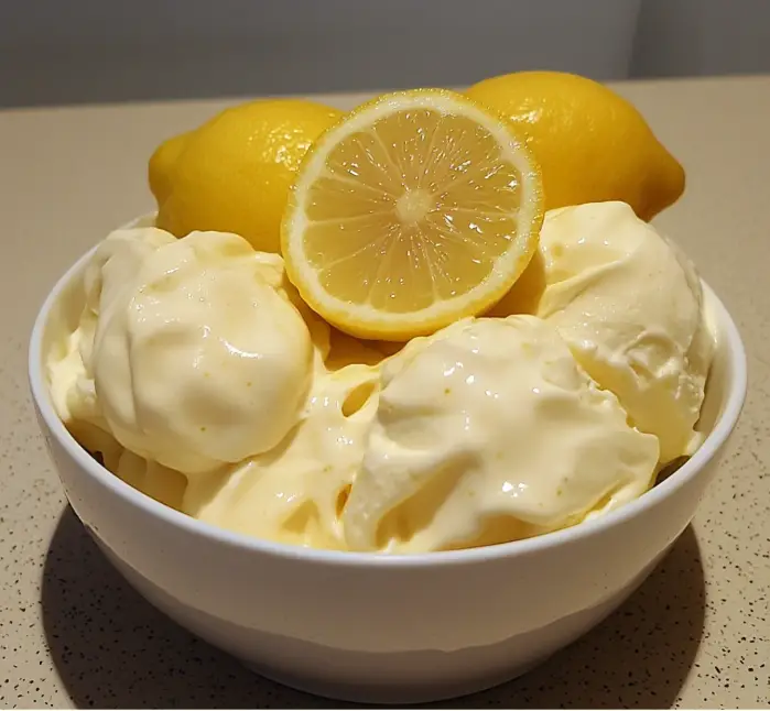 Receta de Helado de Limón con Leche Cremoso y Refrescante