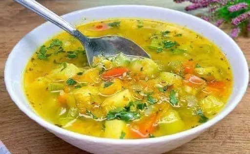 Receta de sopa de verduras fácil y deliciosa